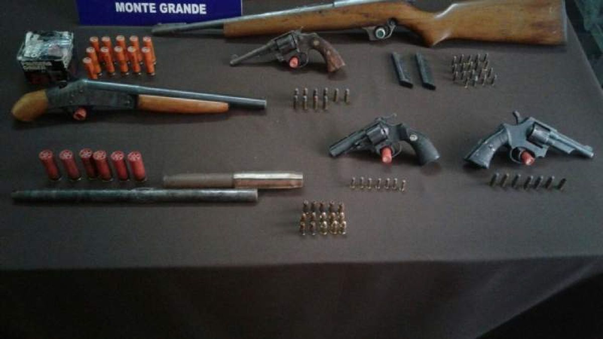 Allanamientos En Monte Grande Por Tenencia Ilegal De Armas