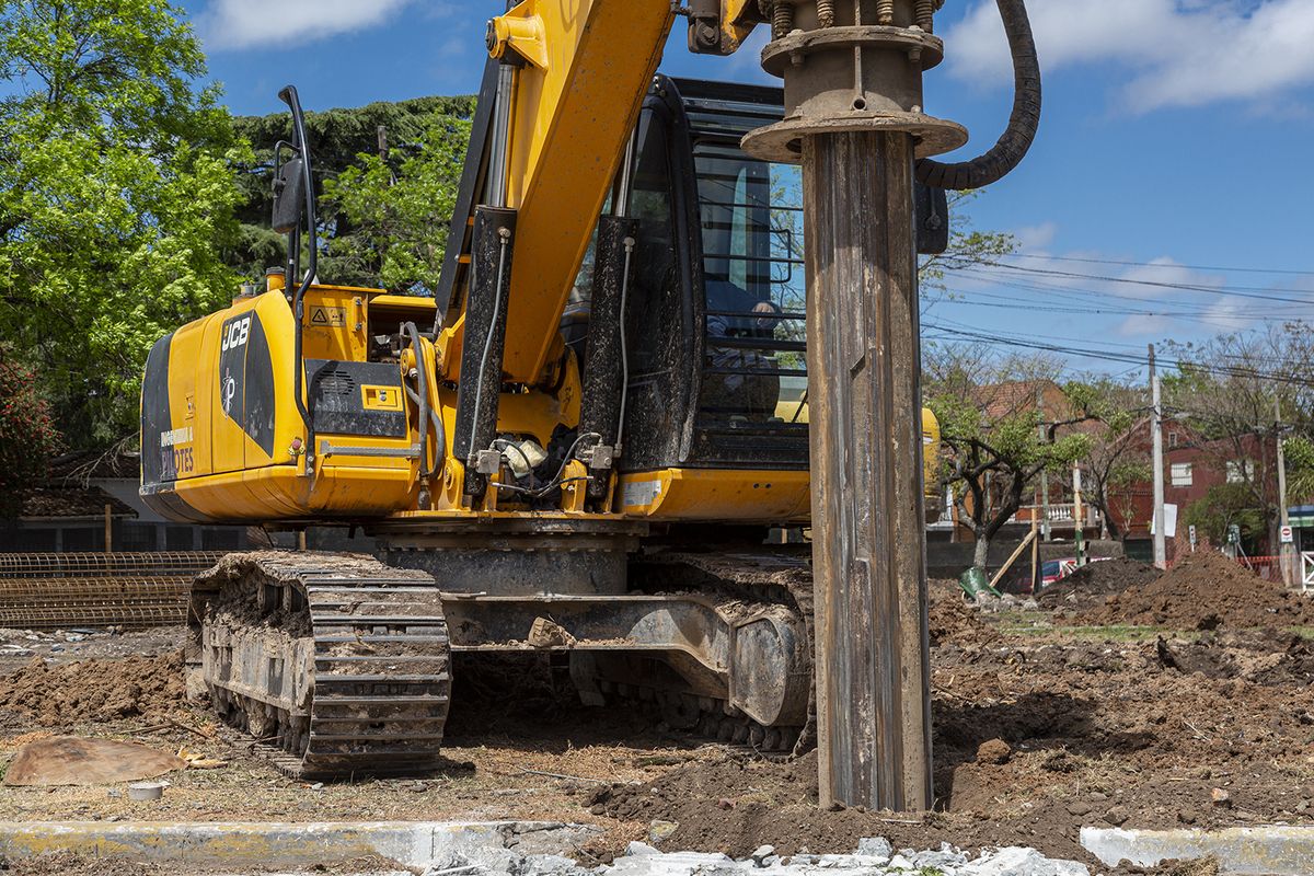 Almirante Brown Avanzan Las Obras Del Paso Bajo Nivel De Calzada