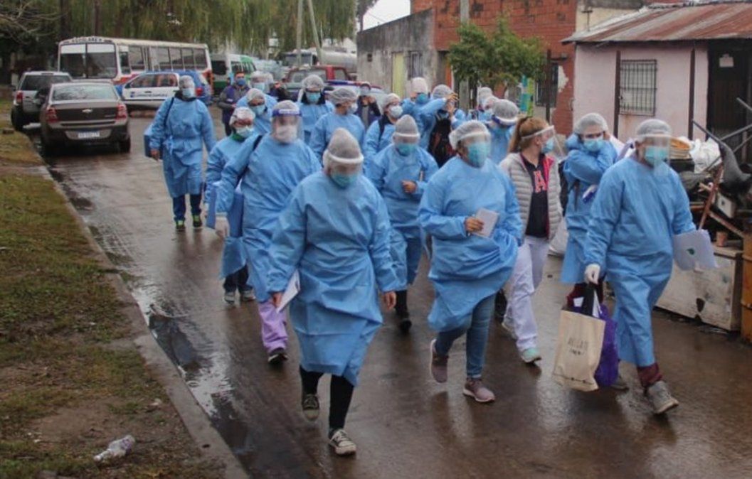 B&uacute;squeda activa de casos de coronavirus en Villa Fiorito a trav&eacute;s del plan DETeCTAr.