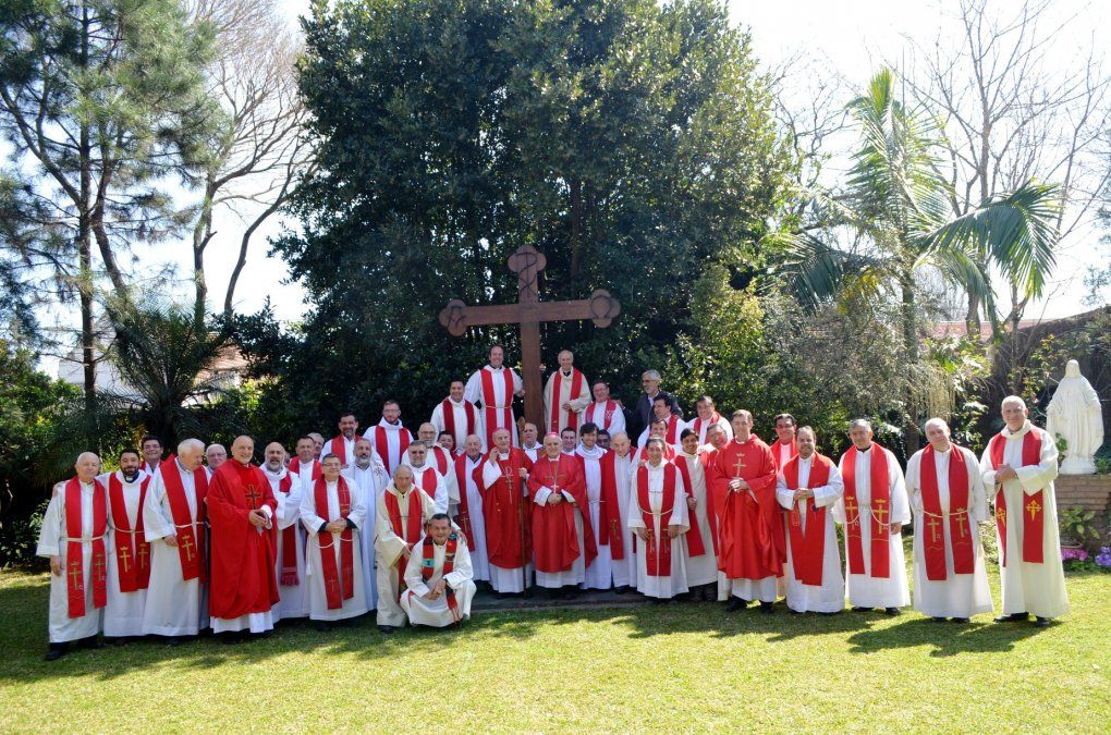 Los sacerdotes de la Di&oacute;cesis de Lomas de Zamora se solidarizaron con el Obispo Jorge Lugones.