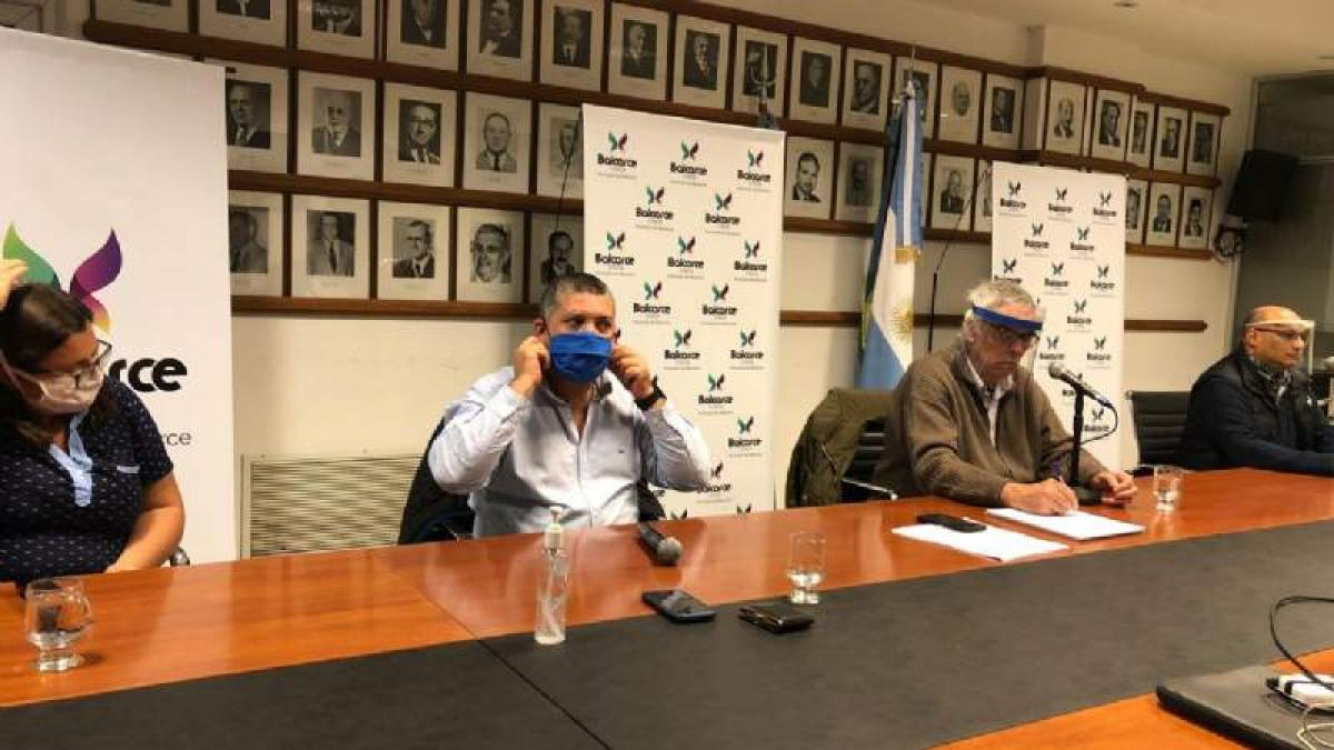 El intendente de Balcarce fue el encargado de dar a conocer la noticia