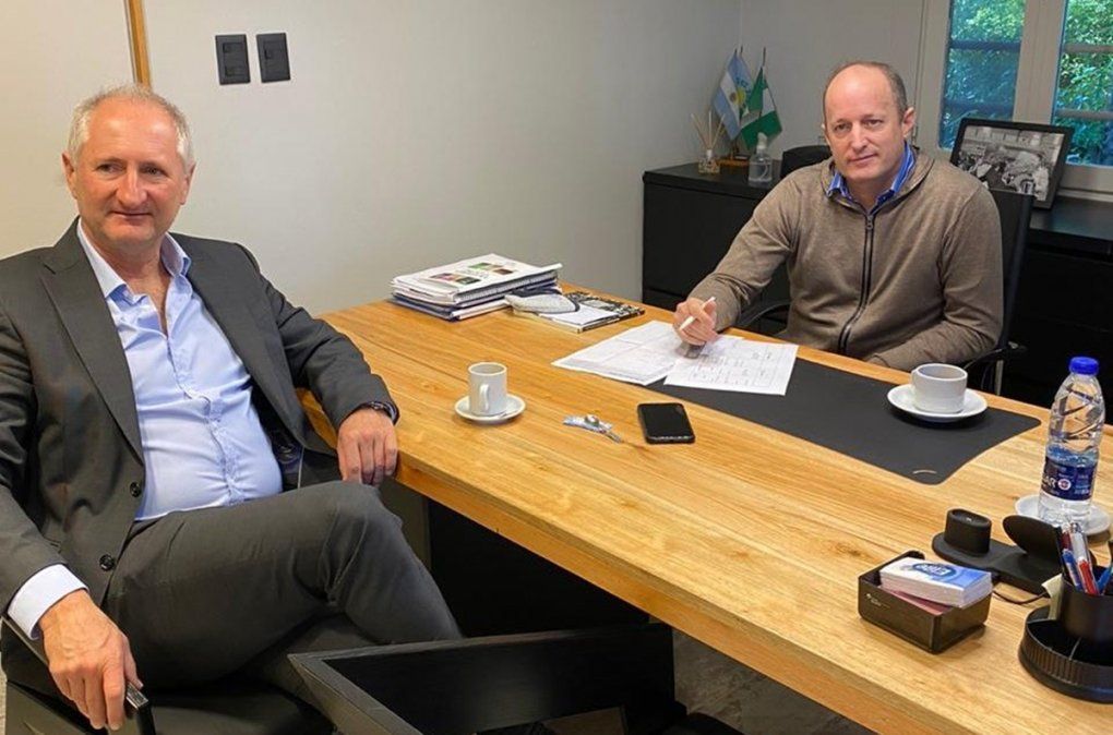 Fernando Carballo, director de Trenes Argentinos, se reunió con Martín Insaurralde días antes que el intendente diera positivo de coronavirus.