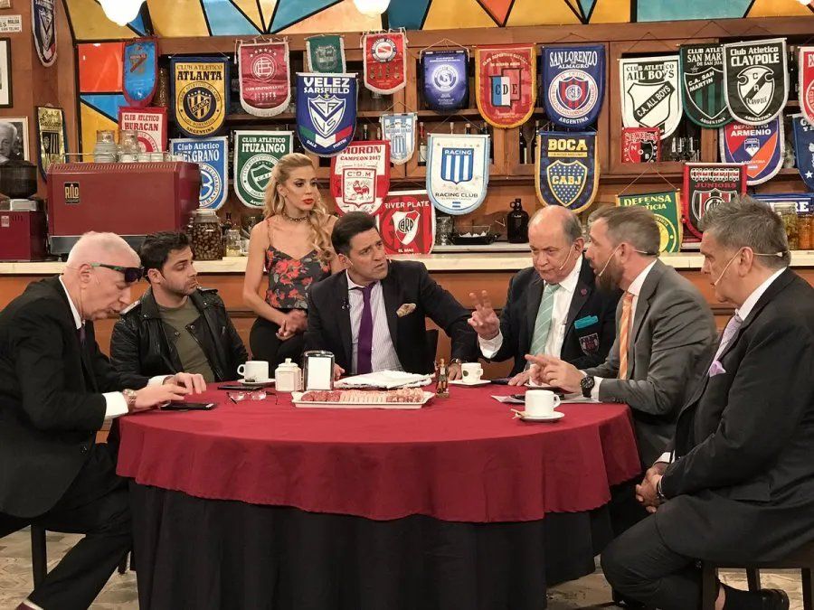 Chiche Gelblung integrando el staff de 