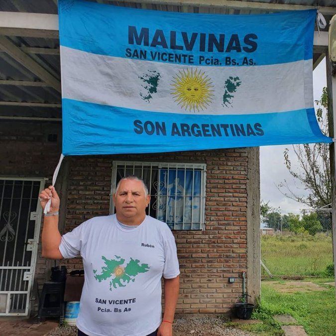 Ruben Ram&iacute;rez en su casa de San Vicente donde hoy fue hallado muerto junto a su esposa.