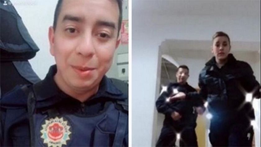 Tres polic&iacute;as sancionados por hacer videos en Tik Tok.