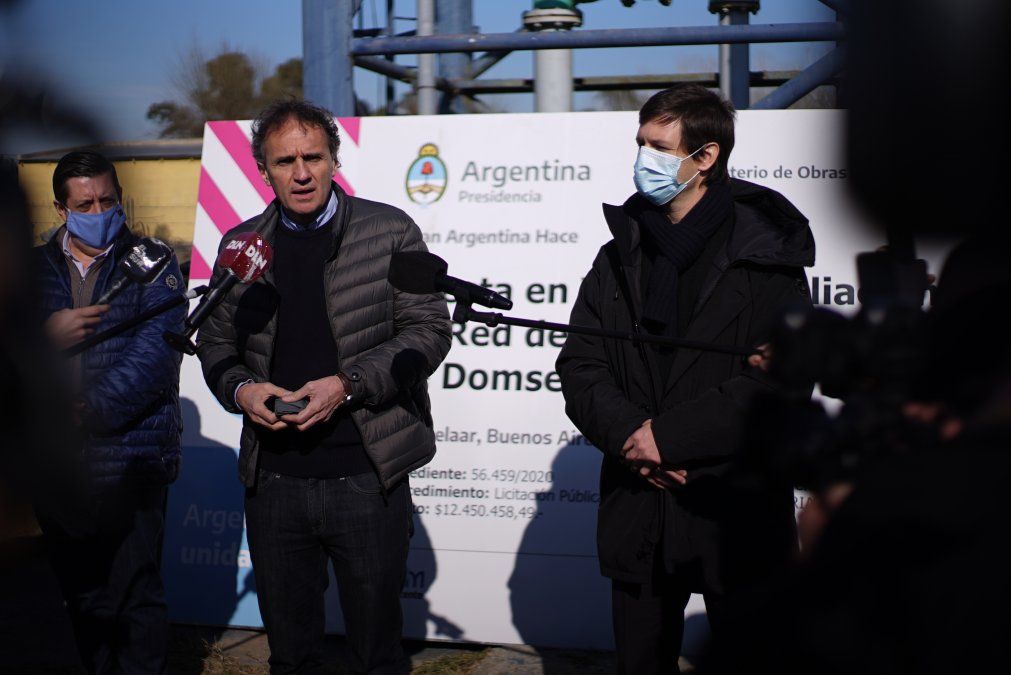 El ministro de Obras P&uacute;blicas Gabriel Katopodis junto al intendente Mantegazza en el lanzamiento del Argentina Hace en San Vicente.