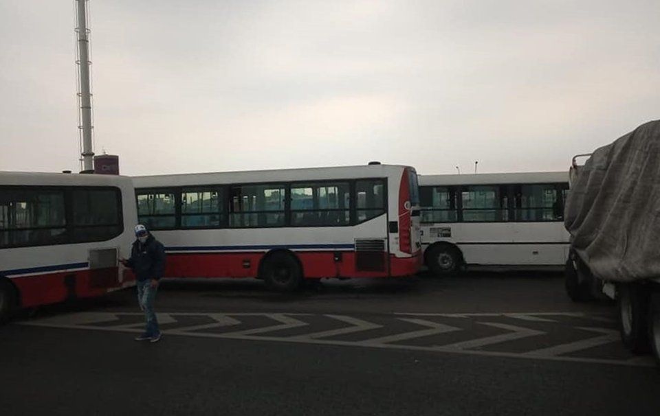 Choferes de la l&iacute;nea 141 reclamaron&nbsp;varios meses de sueldos adeudados.
