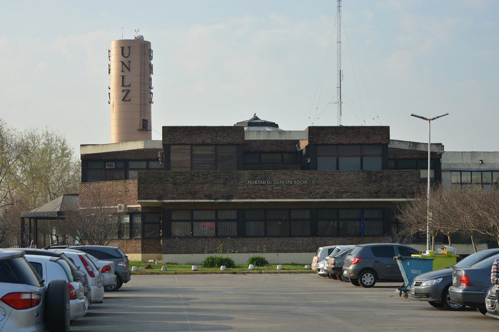 Norma Pellegrino, trabajadora que muri&oacute; por coronavirus,&nbsp;se desempe&ntilde;aba en el Departamento de Alumnos&nbsp;de la Facultad de Ciencias Sociales de la UNLZ.
