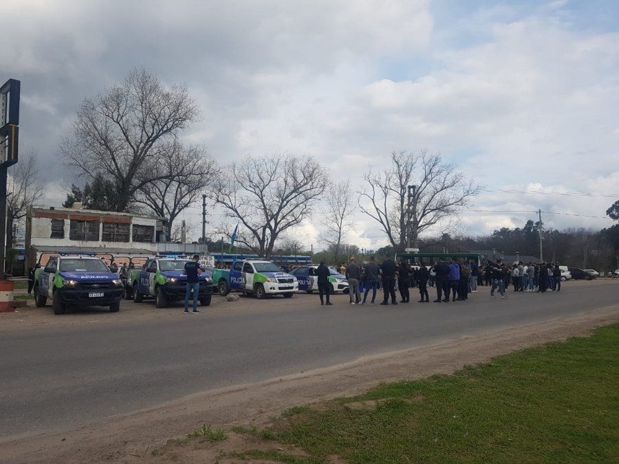 La protesta de la Polic&iacute;a entre Alejandro Korn y Guernica.