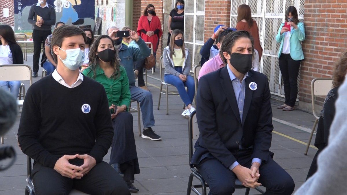 Mantegazza y Trotta durante el acto en Alejandro Korn.