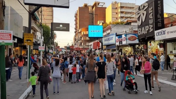 Compras navideñas en Monte Grande: la calle Alem será peatonal este sábado