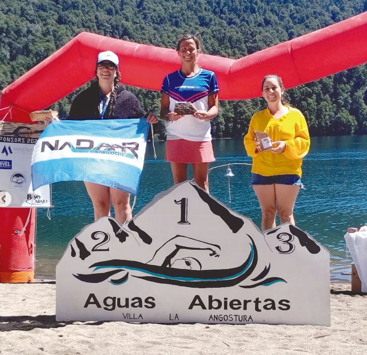 La vecina de Adrogu&eacute; en el podio de Villa La Angostura.&nbsp;