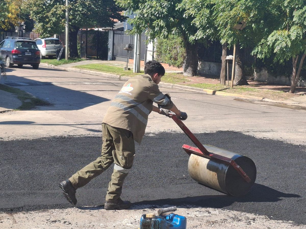Las cuadrillas trabajando en Monte Grande. 