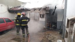 Un hombre murió calcinado en un incendio en Lanús: estaba apuñalado.