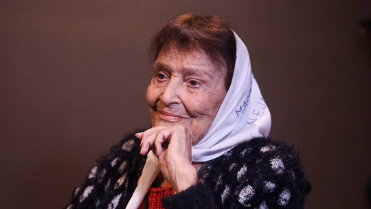 A los 95 años falleció Taty Almeida, presidenta de Madres de Plaza de Mayo
