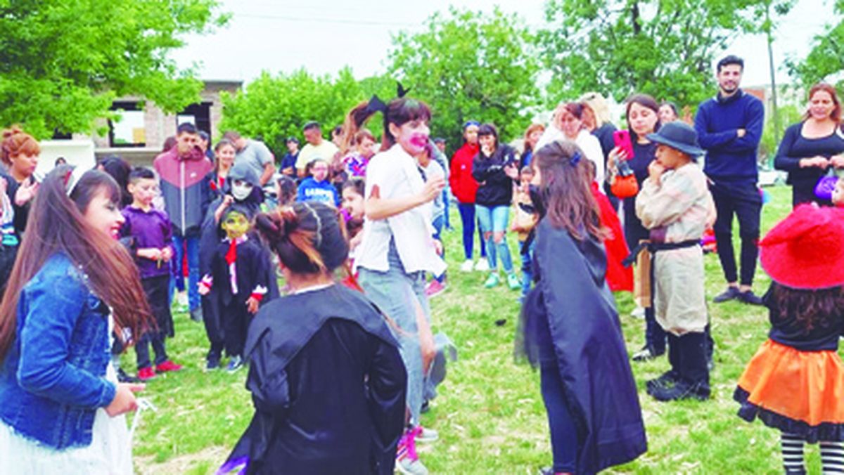 En distintos puntos de la región también habrá celebraciones de Noche de Brujas.