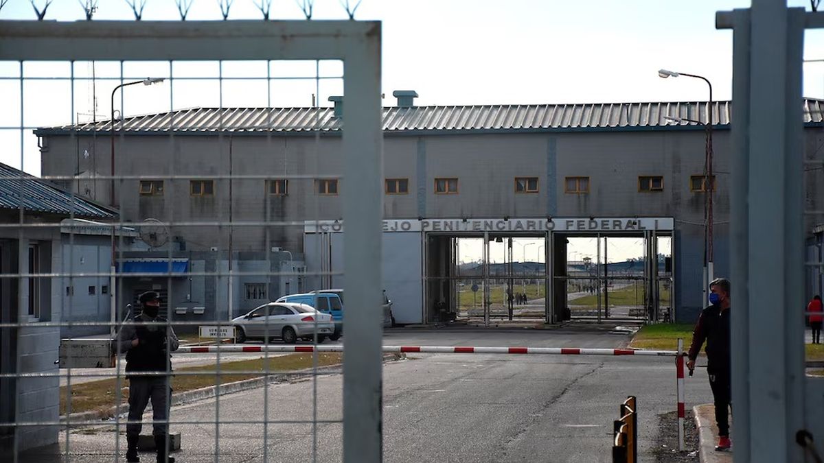Ezeiza: usaban certificados falsos de embarazo para ingresar drogas al penal Ezeiza: usaban certificados falsos de embarazo para ingresar drogas al penal