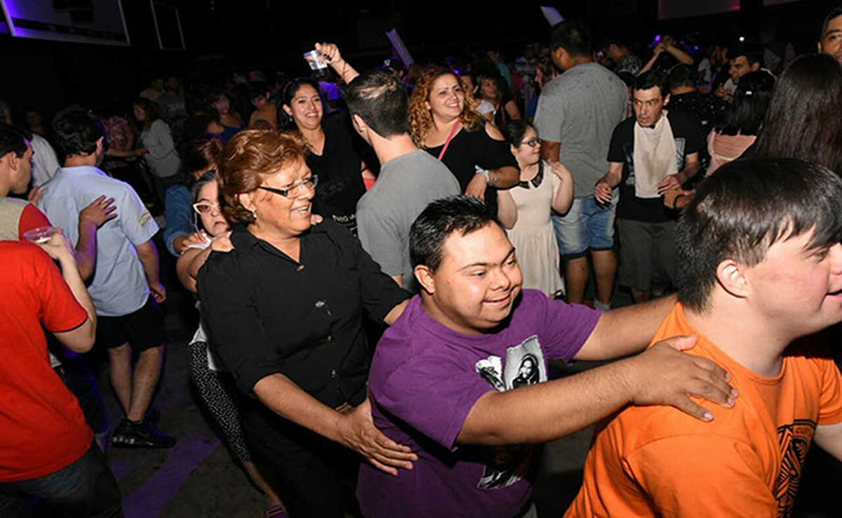 Se lleva a cabo una vez al año en Almirante Brown.