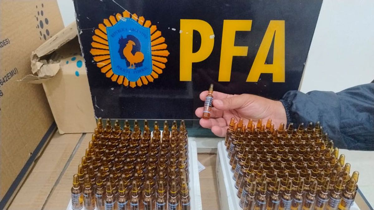 La ANMAT dispuso la baja definitiva de dos laboratorios tras detectar fallas graves en la calidad de medicamentos y riesgos para la salud p&uacute;blica.