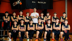 la u11 del basquet del club atletico de monte grande esta entre los 16 mejores del pais y sigue en competencia