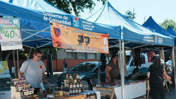 lomas: realizaran una jornada de mercados de la comunidad en la plaza libertad