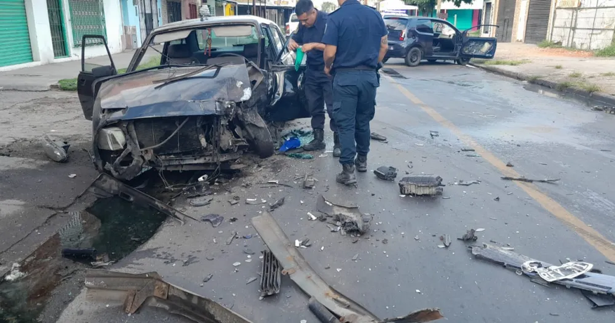 Así quedaron los vehículos involucrados en el grave choque que se dio en Lomas de Zamora.
