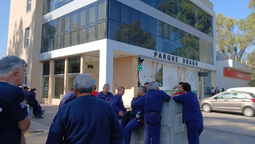 burzaco: levantaron el corte frente a ceramica lourdes pero sigue la medida de fuerza