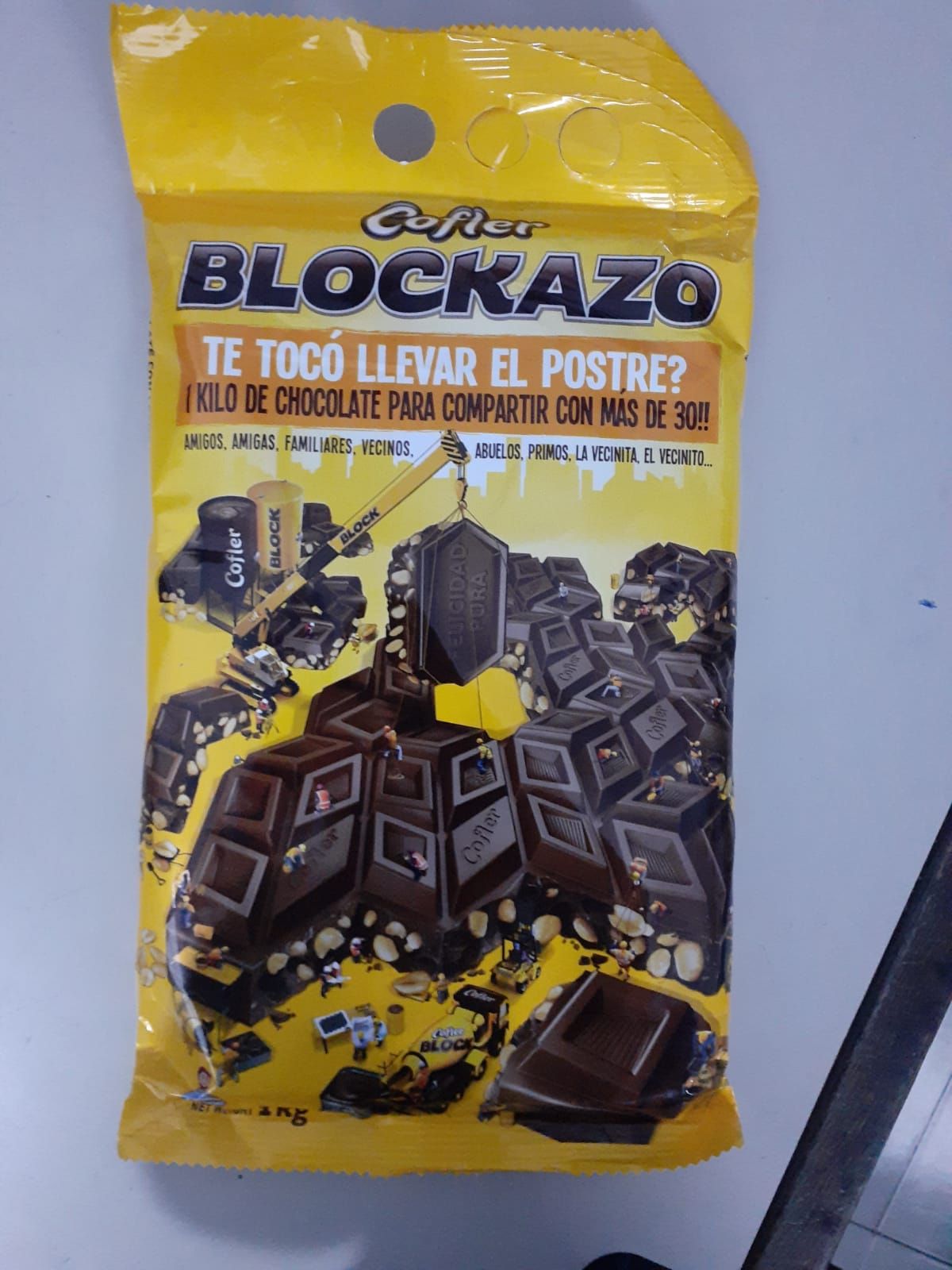 Lomas: robaron un "blockazo" de un kiosco con un hierro