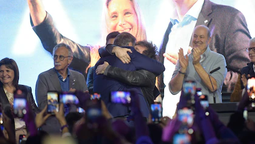 milei celebro victoria en caba y llamo a expandir el ?violeta? en todo el pais