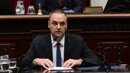 en medio de los pedidos de interpelacion, adorni cancelo su exposicion en el senado