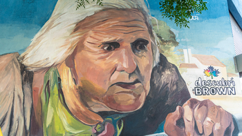 Almirante Brown: el mural que homenajea a Antonio Gasalla