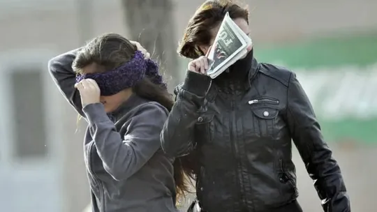 Alerta por fuertes vientos en el AMBA y otras partes de la Provincia