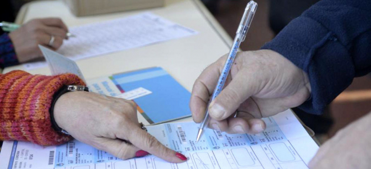 El equipo de El Diario Sur trabajará en tiempo real para brindar entrevistas, proyecciones y los datos oficiales a medida que se conozcan. El equipo de El Diario Sur trabajará en tiempo real para brindar entrevistas, proyecciones y los datos oficiales a medida que se conozcan.