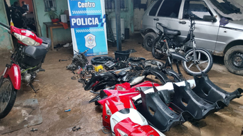 Desarmaron en Ezeiza una banda dedicada al robo de motos: dos detenidos