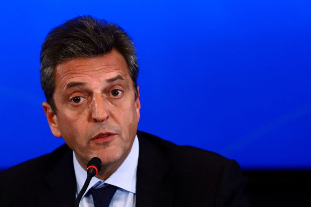 El ministro de Economía Sergio Massa había adelantado ayer el pago del bono en una entrevista radial.