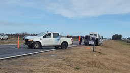 vuelco en canning sobre la autopista presidente peron: dos hospitalizados