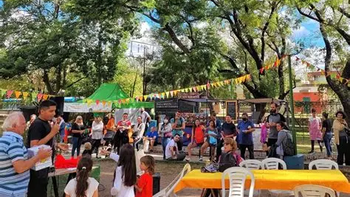Banfield: este sábado vuelven las ferias a la Plaza Roberto Sánchez