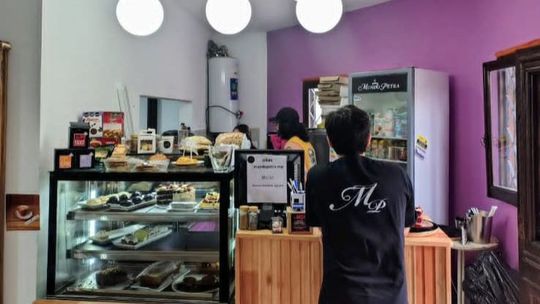 La historia detrás de Mundo Petra, la cafetería de Lomas con propósito inclusivo