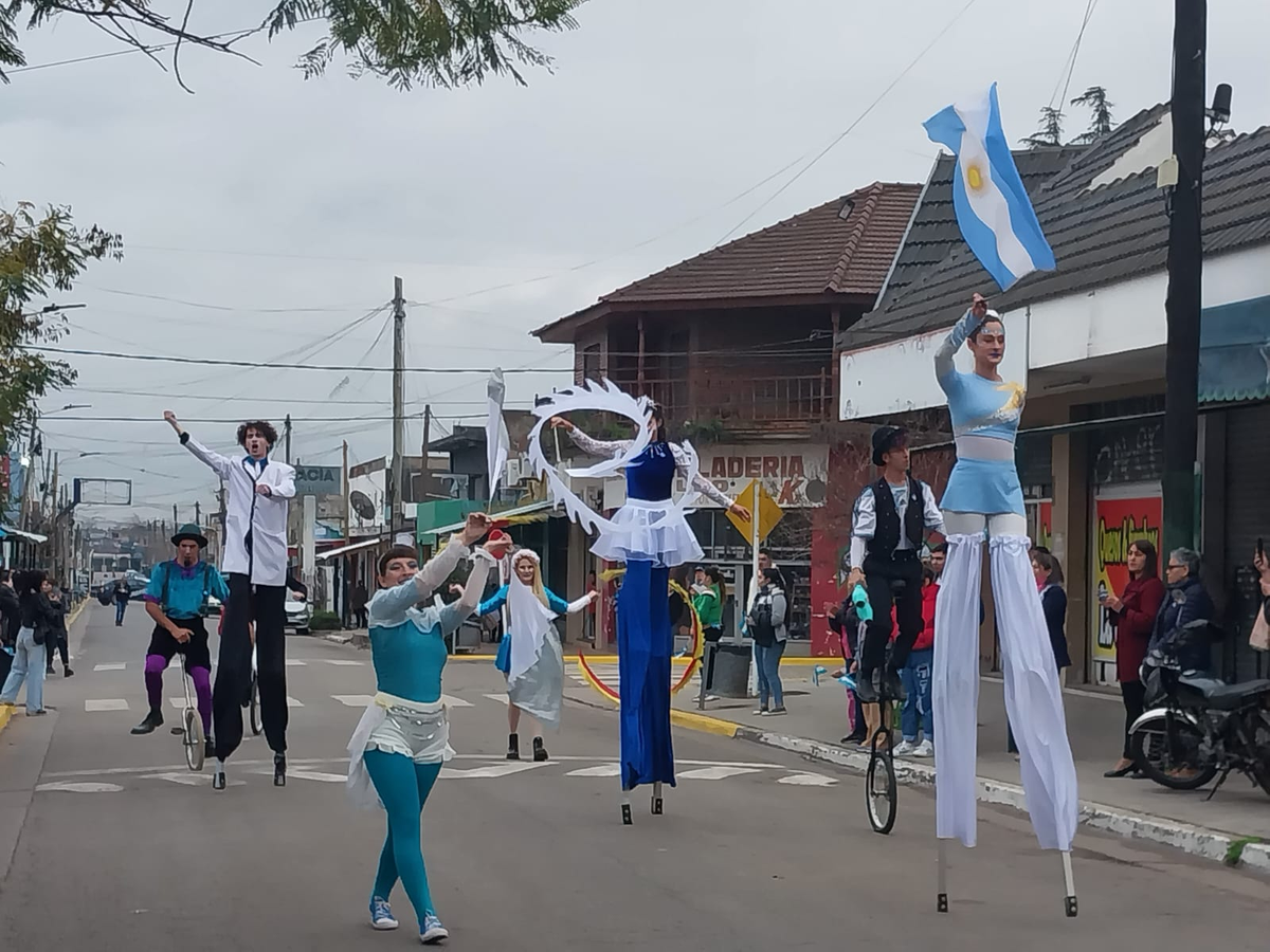 El desfile se llevó adelante en la localidad de El Jagüel.
