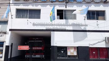 9 de Abril: los Bomberos salvaron a un nene de 2 años que llegó desvanecido al destacamento