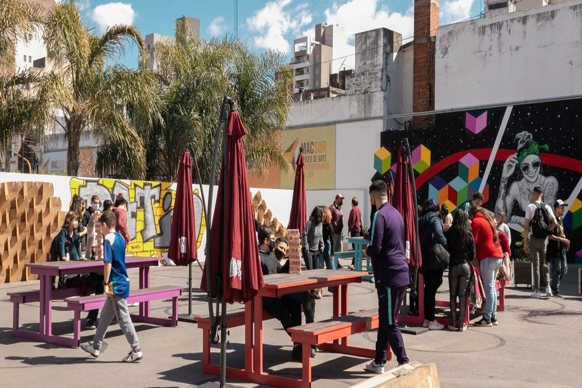 Lanús: nuevos talleres culturales y gratuitos en el espacio recreativo Patio