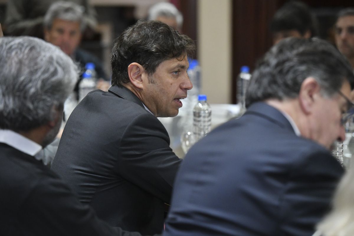 Kicillof anunció aumentos salariales en Provincia que llegan al 90%