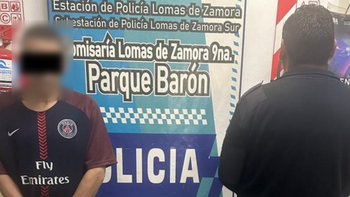 Lomas: apareció un cádaver en la vía pública y por el crimen fue detenido un amigo de la víctima