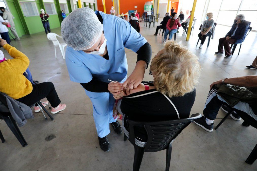 Vacunación en Lomas de Zamora: cuáles son los tres puestos que quedan a partir de hoy