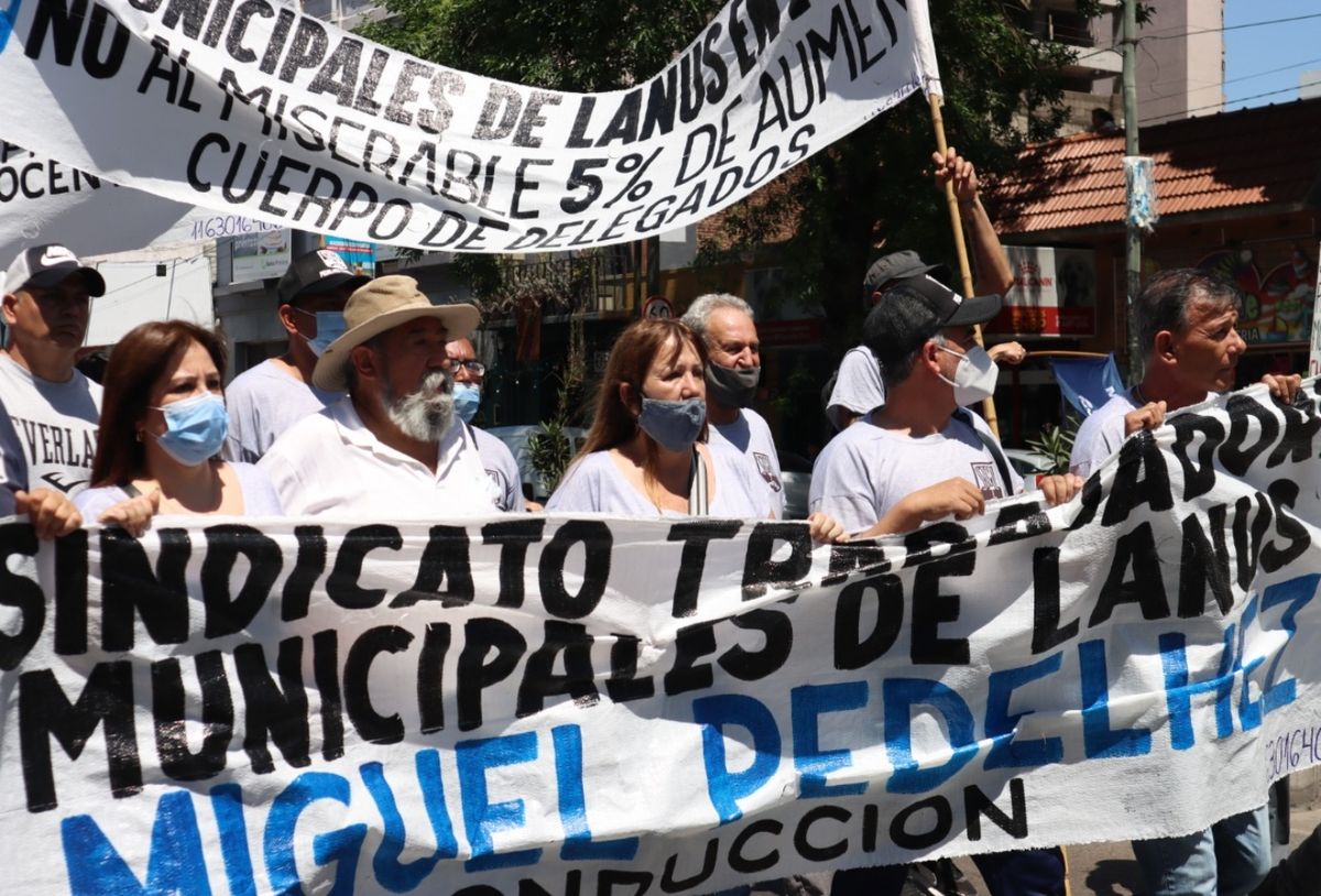 Paro de municipales en Lanús: le reclaman aumento salarial a Grindetti