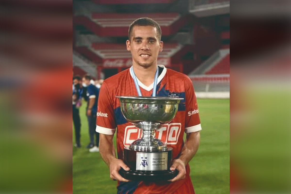Nicolás Barrientos, de El Jagüel: clave en el ascenso de Tristán Suárez y el sueño de Primera