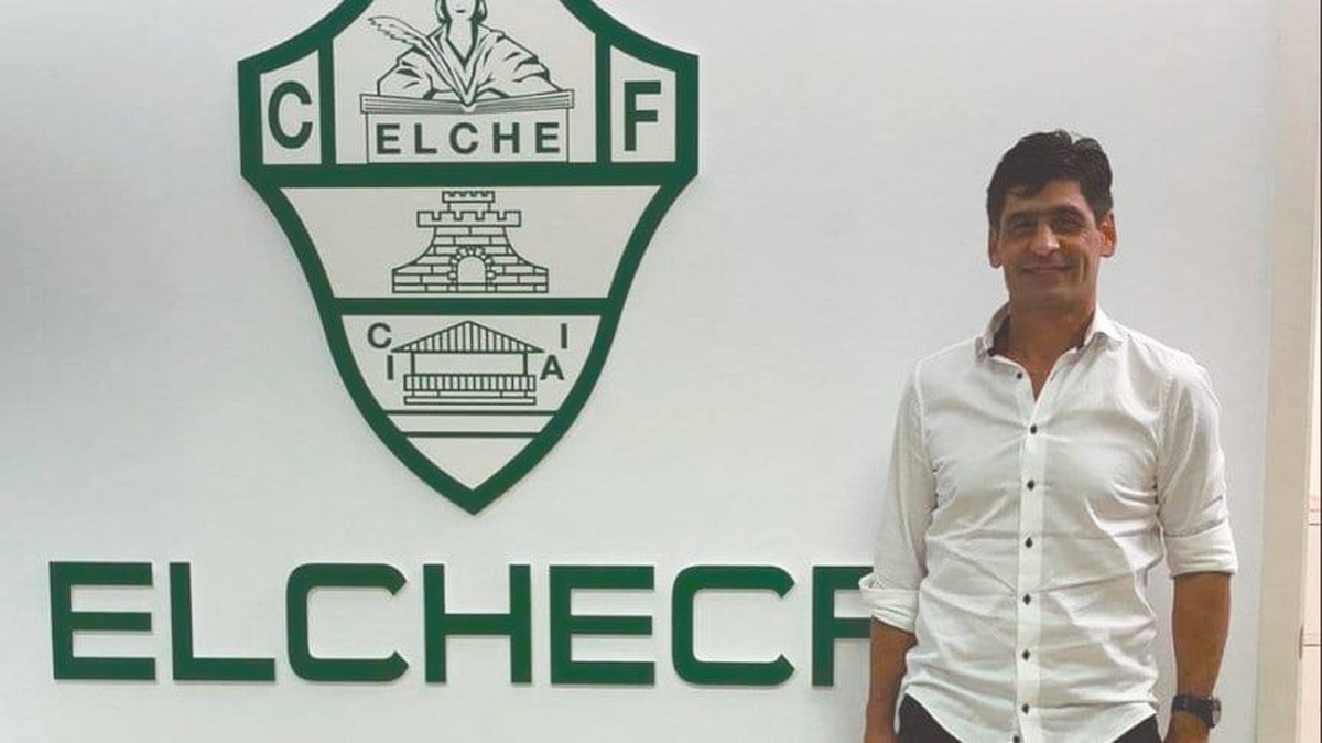 Coqui Raffo en el Elche de España. Estuvo al frente de las inferiores hasta el año pasado.  