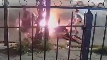 Lanús: un muerto y dos heridos graves tras un choque de motos en Monte Chingolo