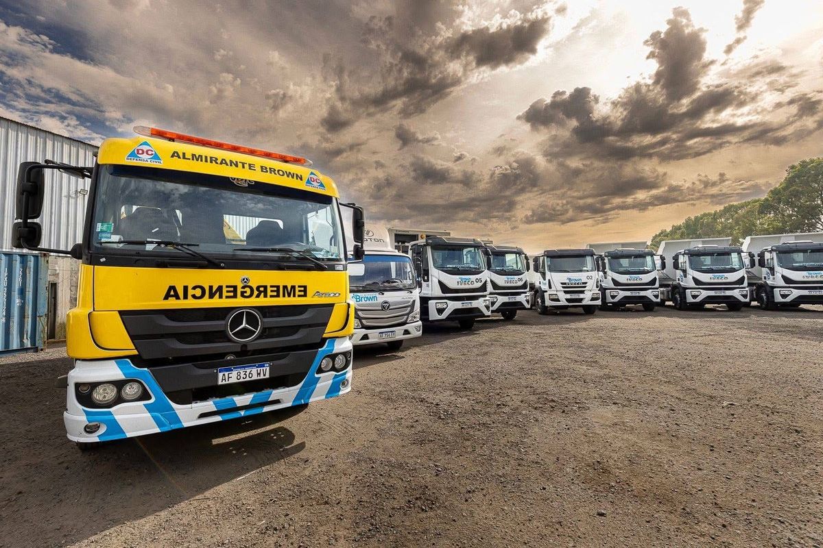 Almirante Brown: el Municipio incorporó 18 nuevos vehículos y maquinarias para reforzar los servicios públicos Almirante Brown: el Municipio incorporó 18 nuevos vehículos y maquinarias para reforzar los servicios públicos