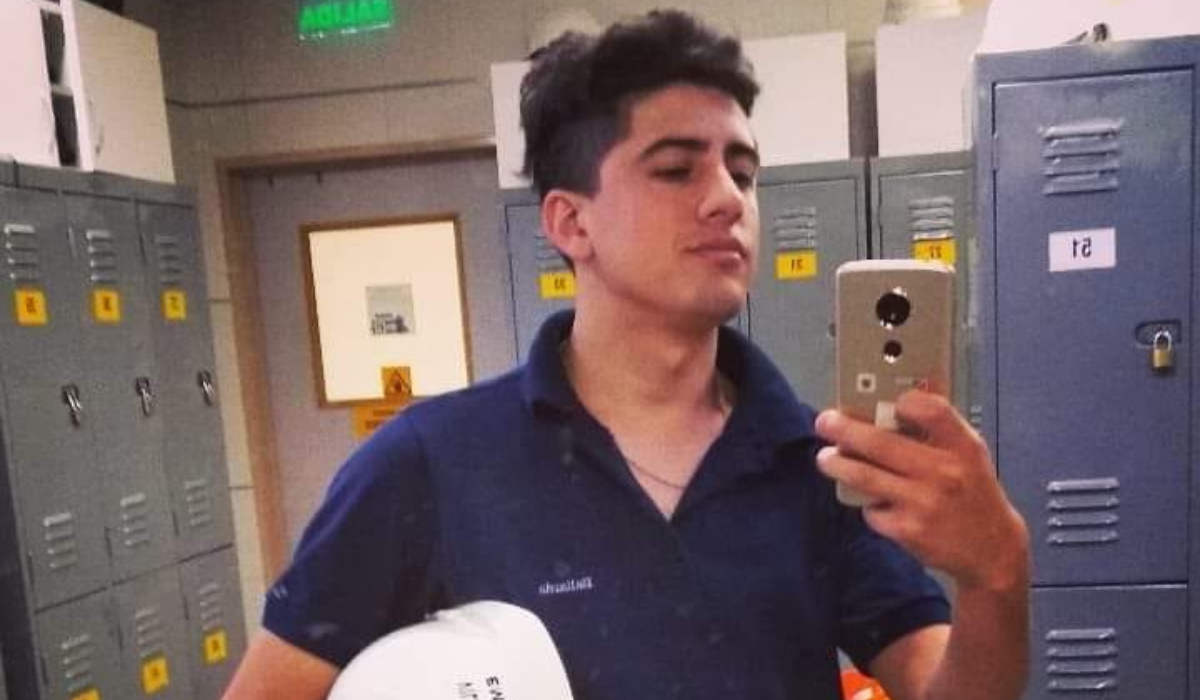 Emiliano Villavicencio, el joven que falleció luego de que lo chocara un colectivo de la Línea 338 en Lomas de Zamora.